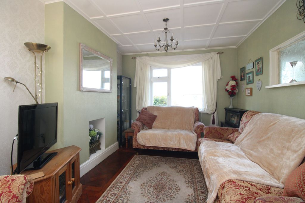 Property photo 3 of 24