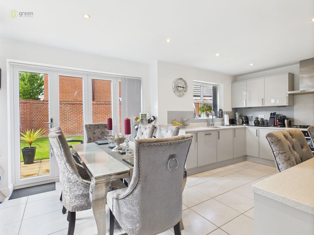 Property photo 2 of 40