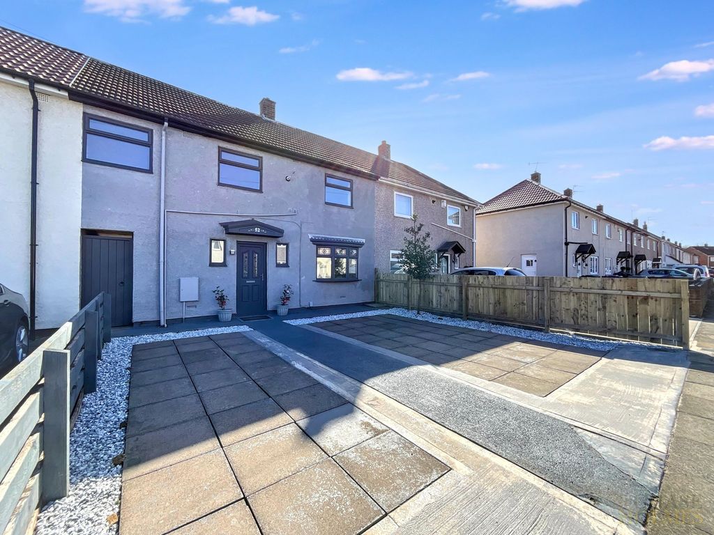 Property photo 1 of 25