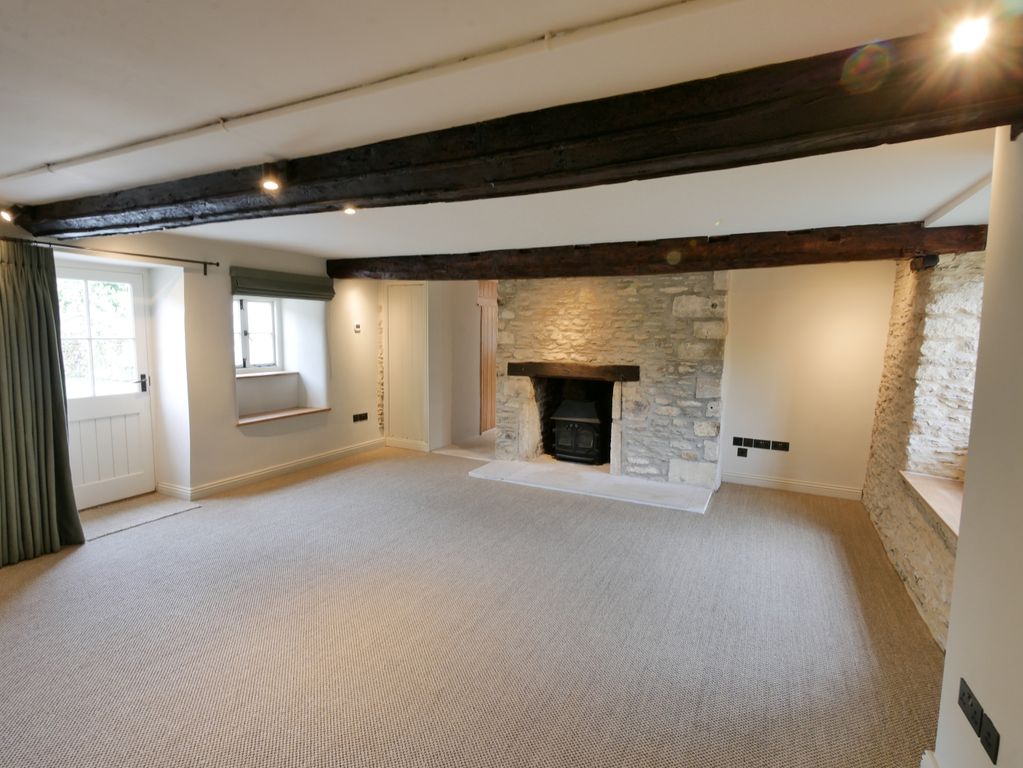 Property photo 3 of 16 P1480608