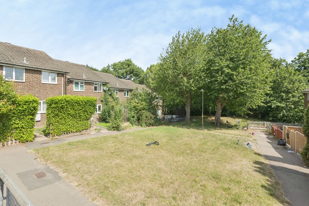 Property photo 2 of 20 Pbox-Img.Jpg