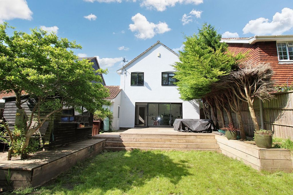 Property photo 2 of 15