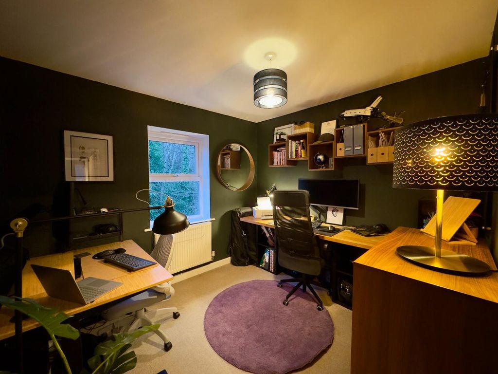 Property photo 3 of 17 Image00015.Jpeg