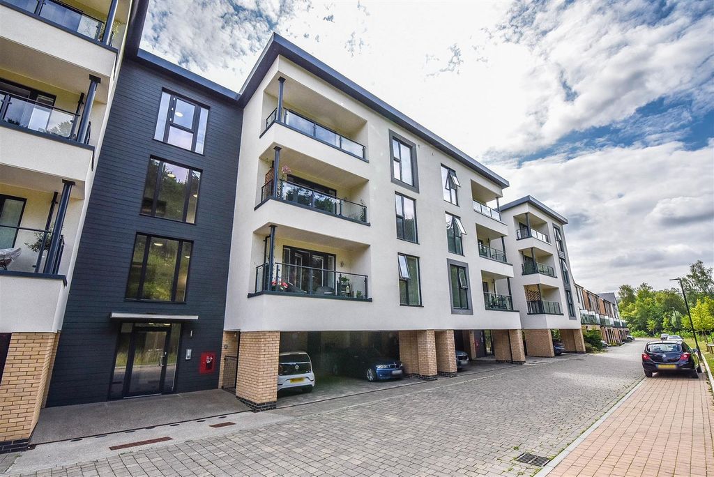 Property photo 1 of 17 Cp4_9541-2.Jpg