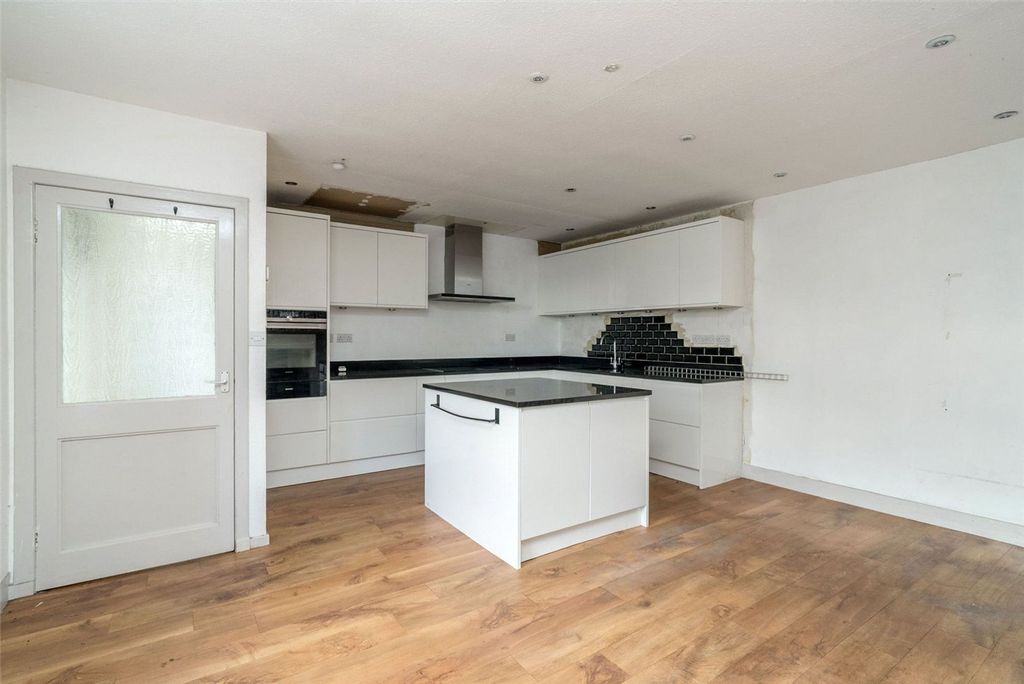 Property photo 2 of 19 Open Plan Kitchen