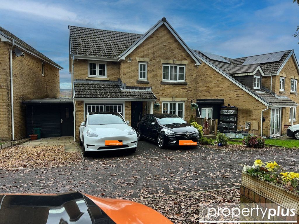 Property photo 1 of 32 Picture No. 29