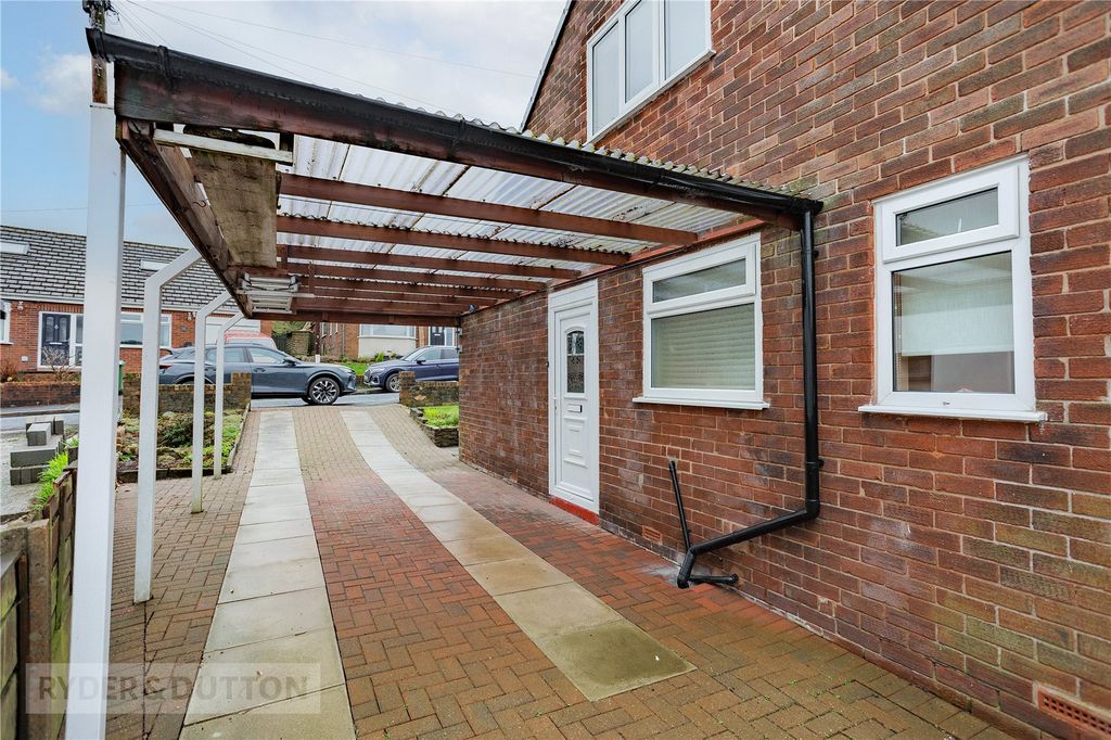 Property photo 2 of 19 Carport/Drive