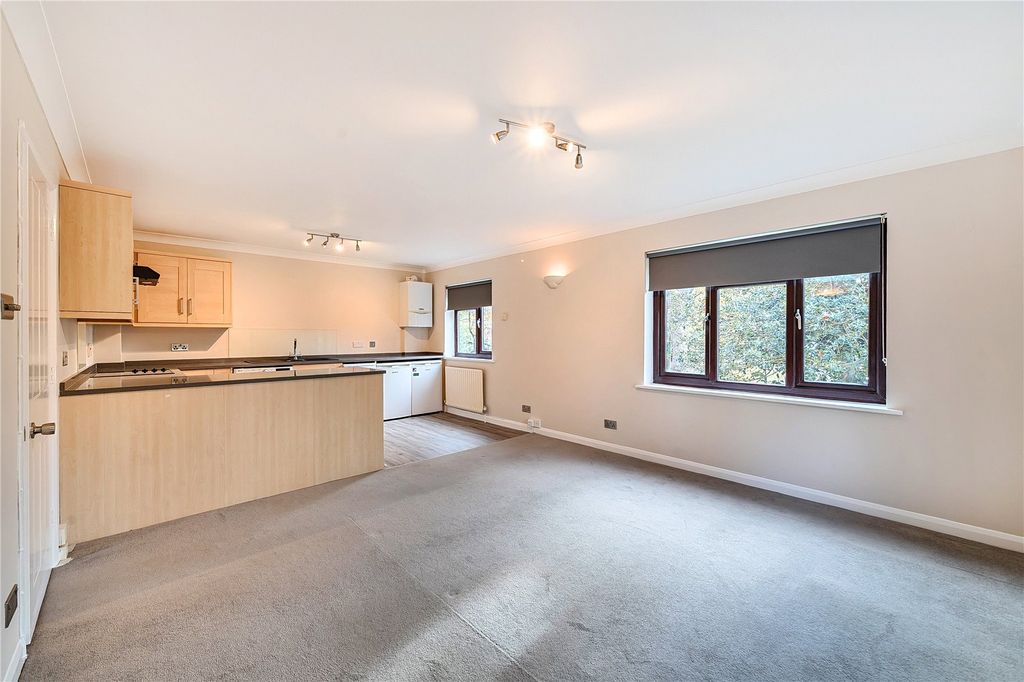 Property photo 3 of 15 Picture No. 22