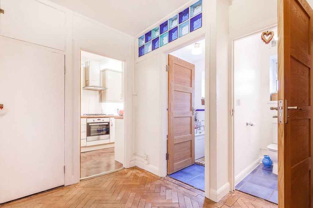 Property photo 3 of 16