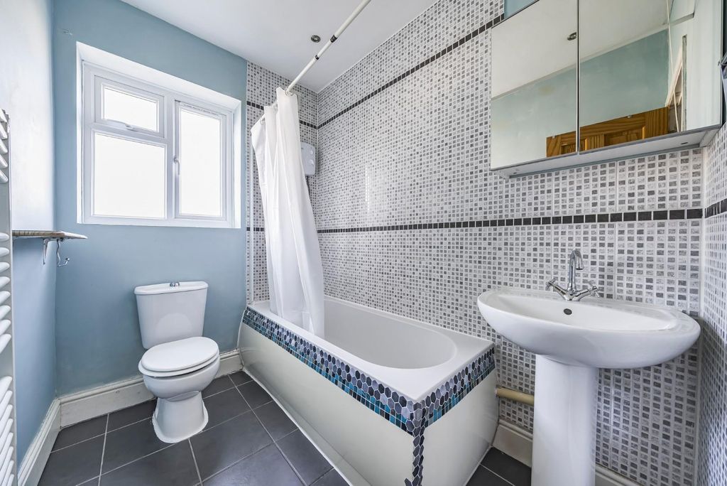 Property photo 3 of 13 67E6E6707B742-1269084 (8).Jpg