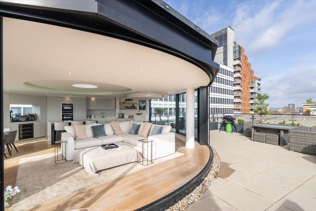 Property photo 1 of 26 Image