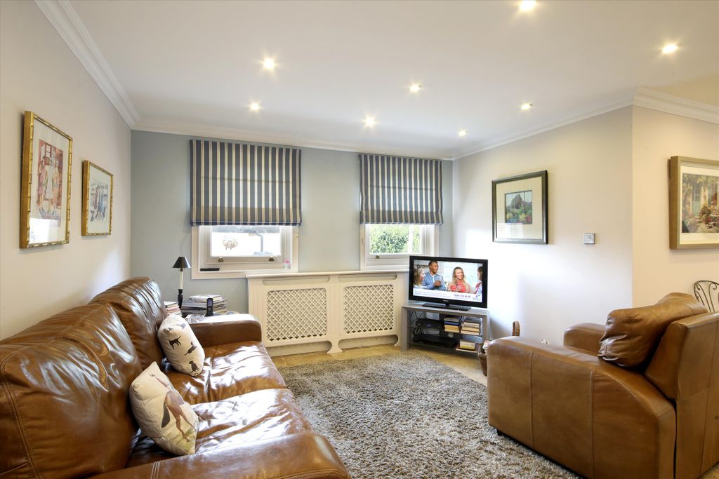 Additional image 10 of 4 bed semi-detached house for saleWoodcote Road, Epsom, Surrey KT18