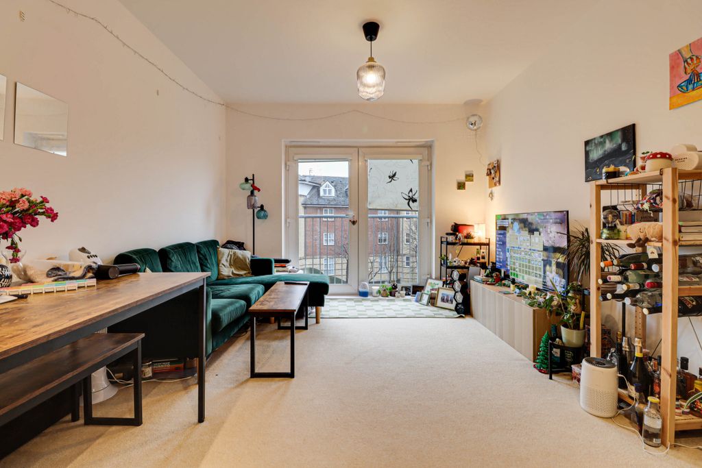 Property photo 2 of 9 Reception Room