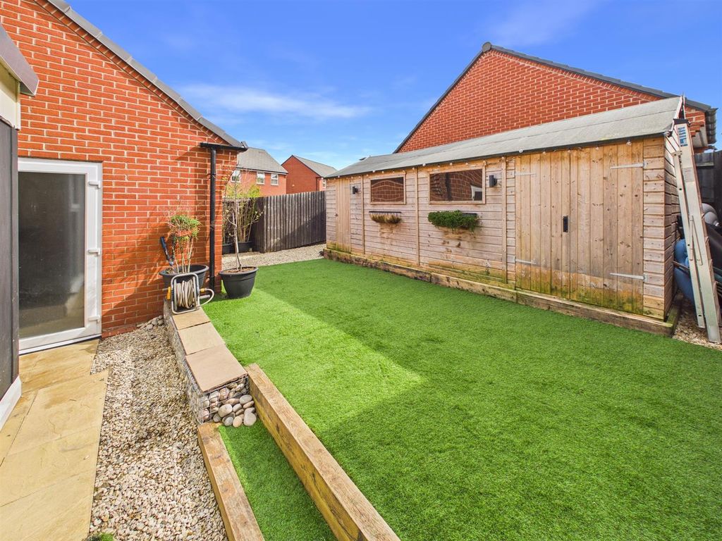 Property photo 3 of 15