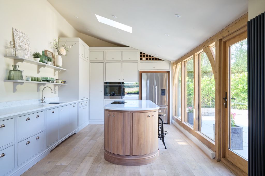 Property photo 2 of 33 Church Farm 0608250017