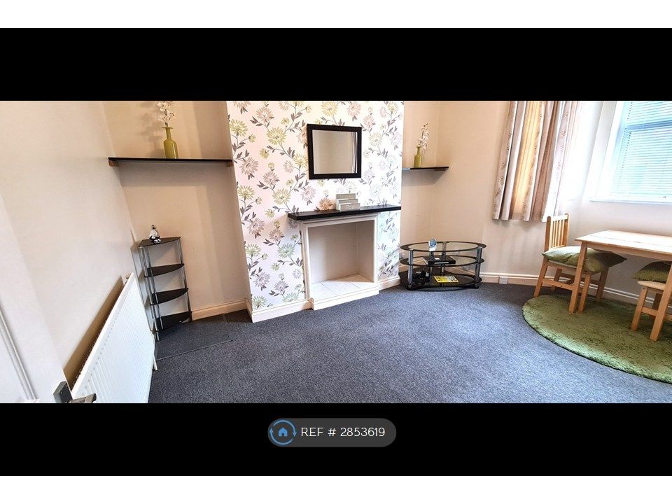 Property photo 2 of 7 Lounge