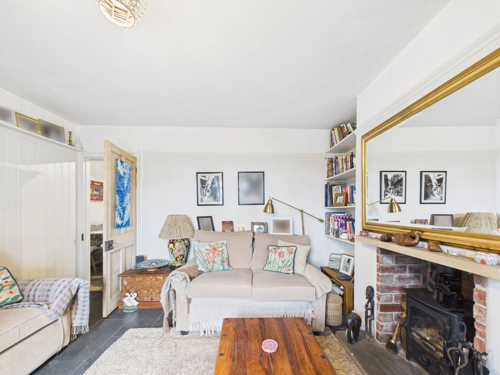 Property photo 3 of 43 Sitting Room