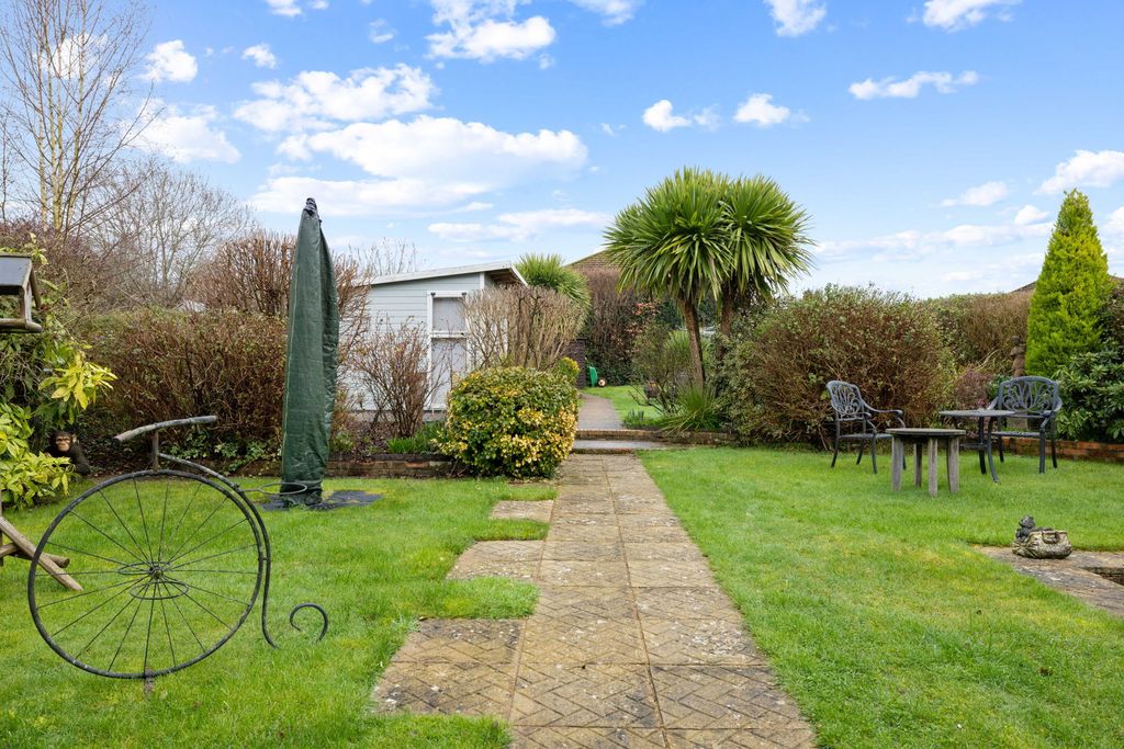 Property photo 3 of 16