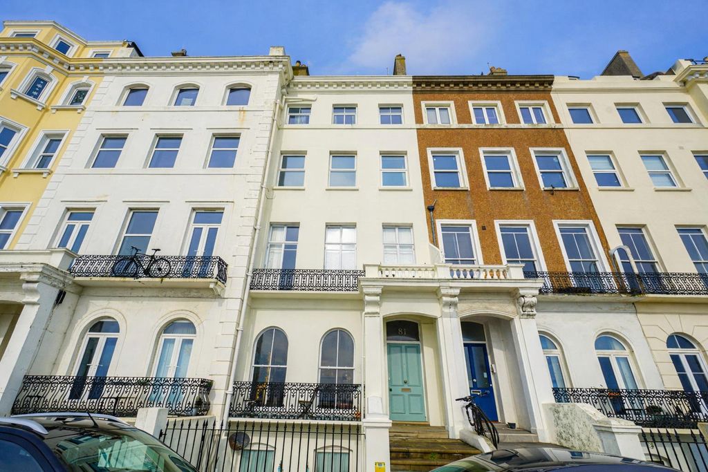 Property photo 1 of 29 F4B7De3c-33E2-4523-B628-A12A219Aefab.Png