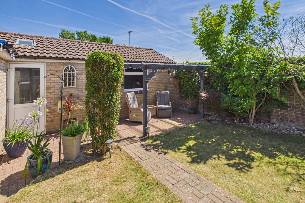 Property photo 3 of 19