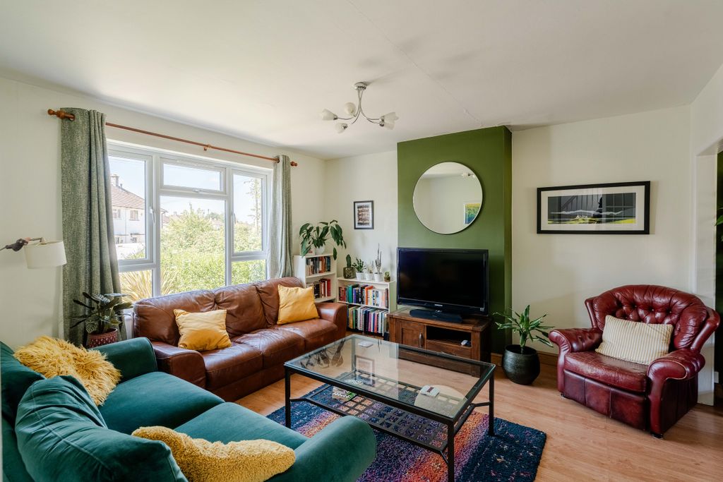 Property photo 3 of 26 20