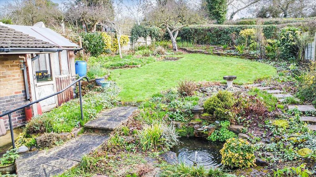 Property photo 2 of 18