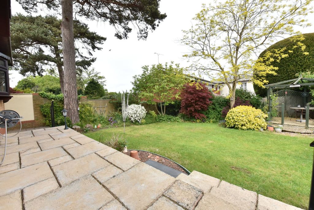 Property photo 2 of 22