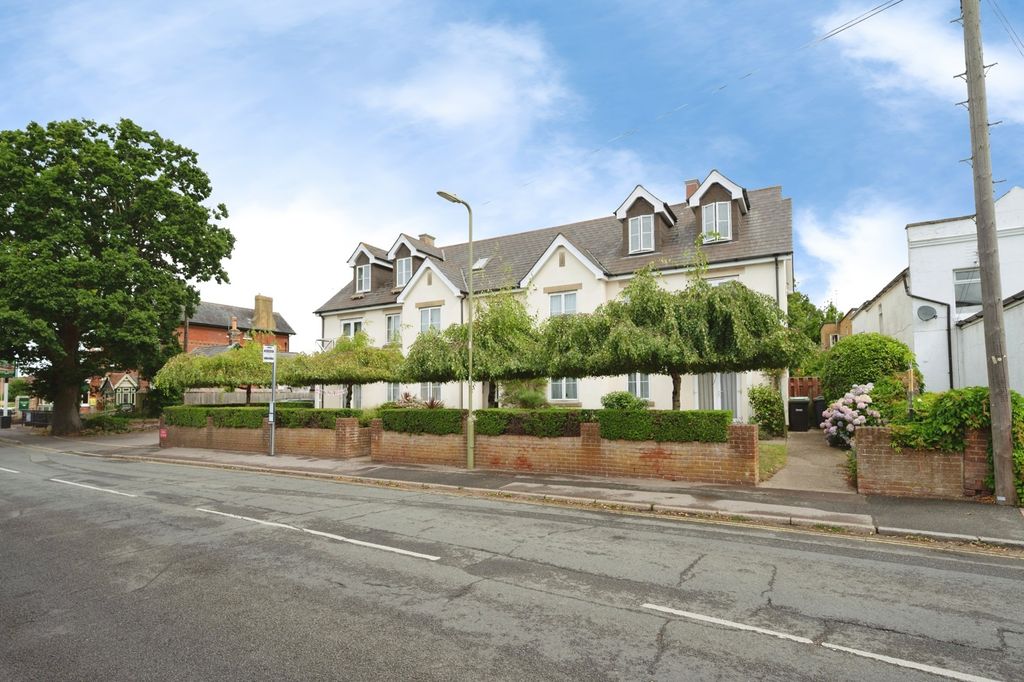 Property photo 1 of 11 Pbox-Img.Jpg