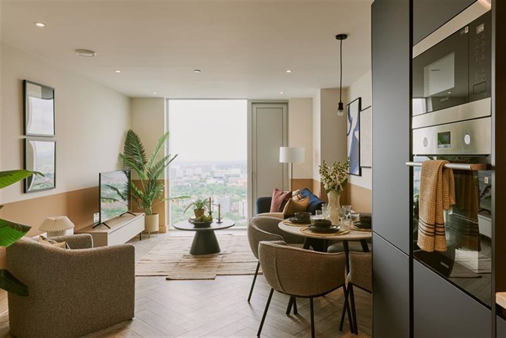 Property photo 1 of 9 (Main)