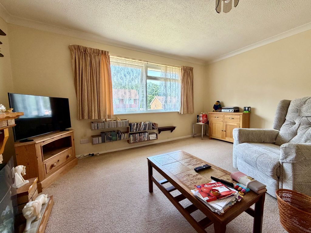 Property photo 3 of 10