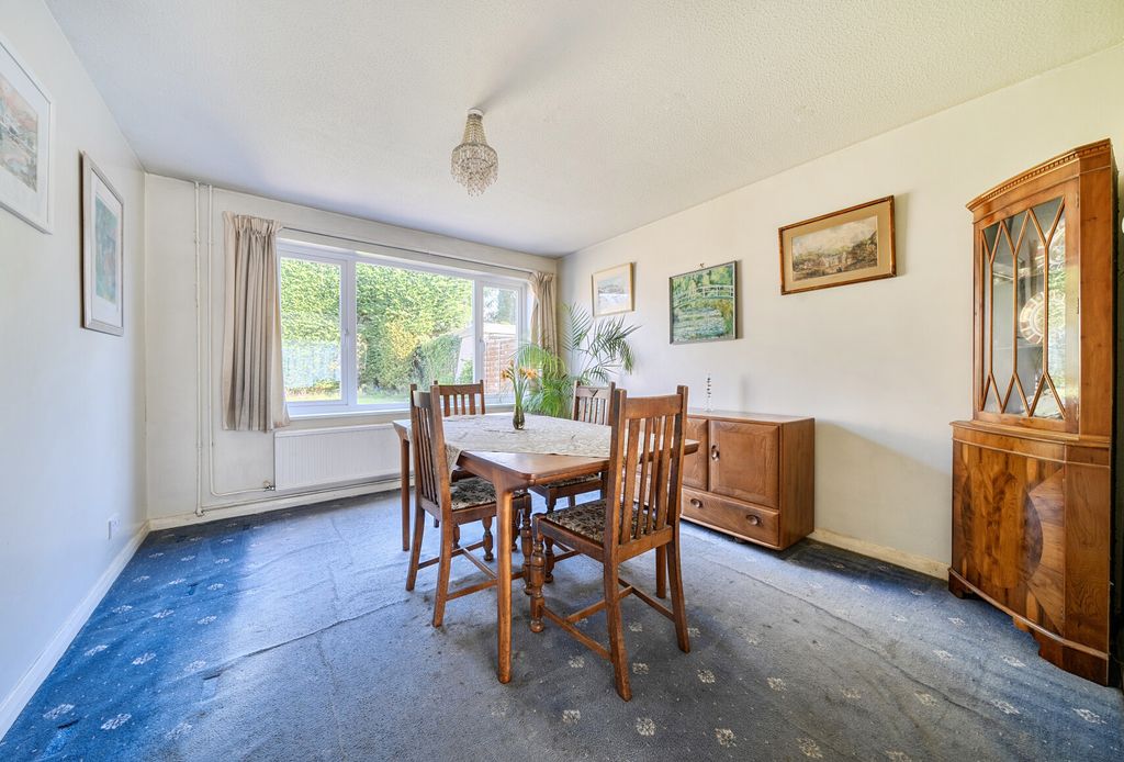 Property photo 2 of 13 1432934-11-69Cbb0...