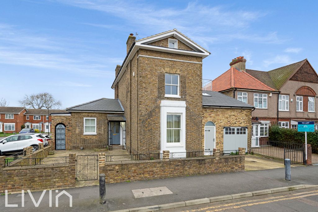 Property photo 1 of 16 Commonside East, 17-40