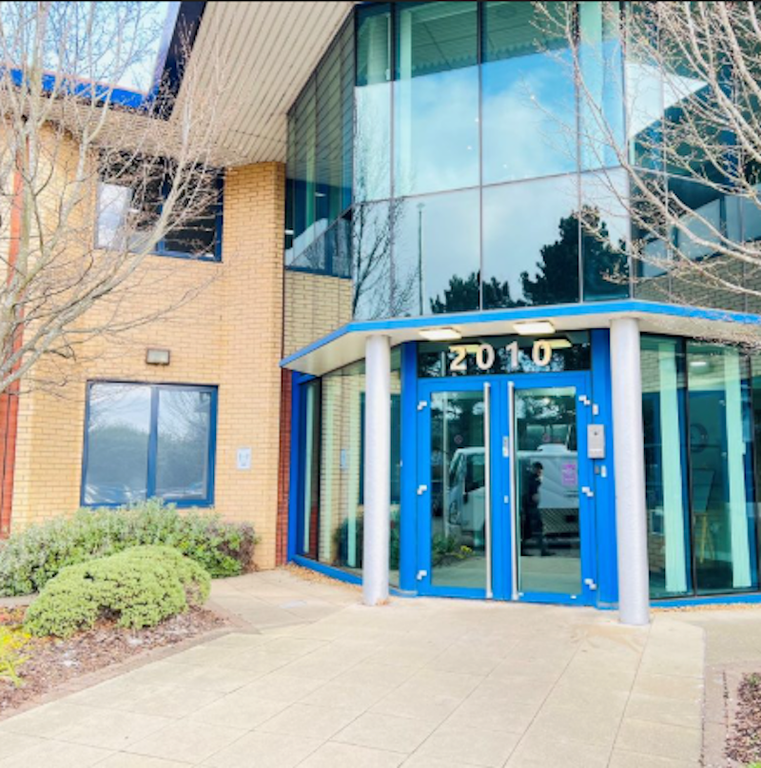 Property photo 1 of 8 Photo 0