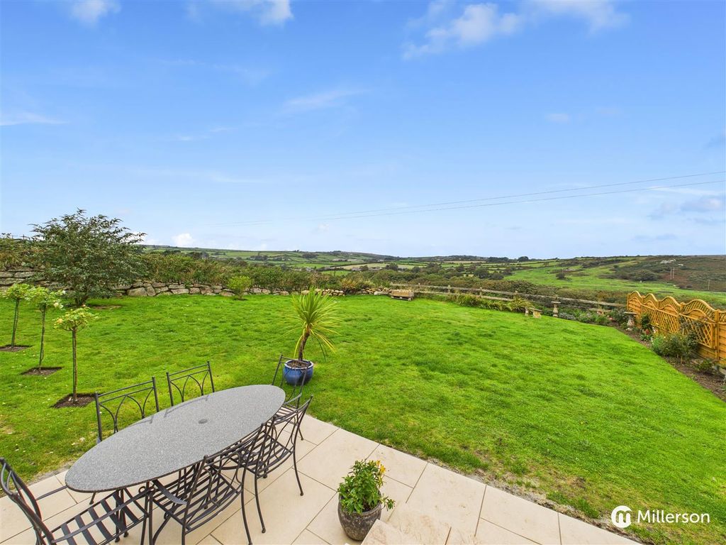 Property photo 2 of 23 Cam05092G0-Pr0113-Still026.Jpg