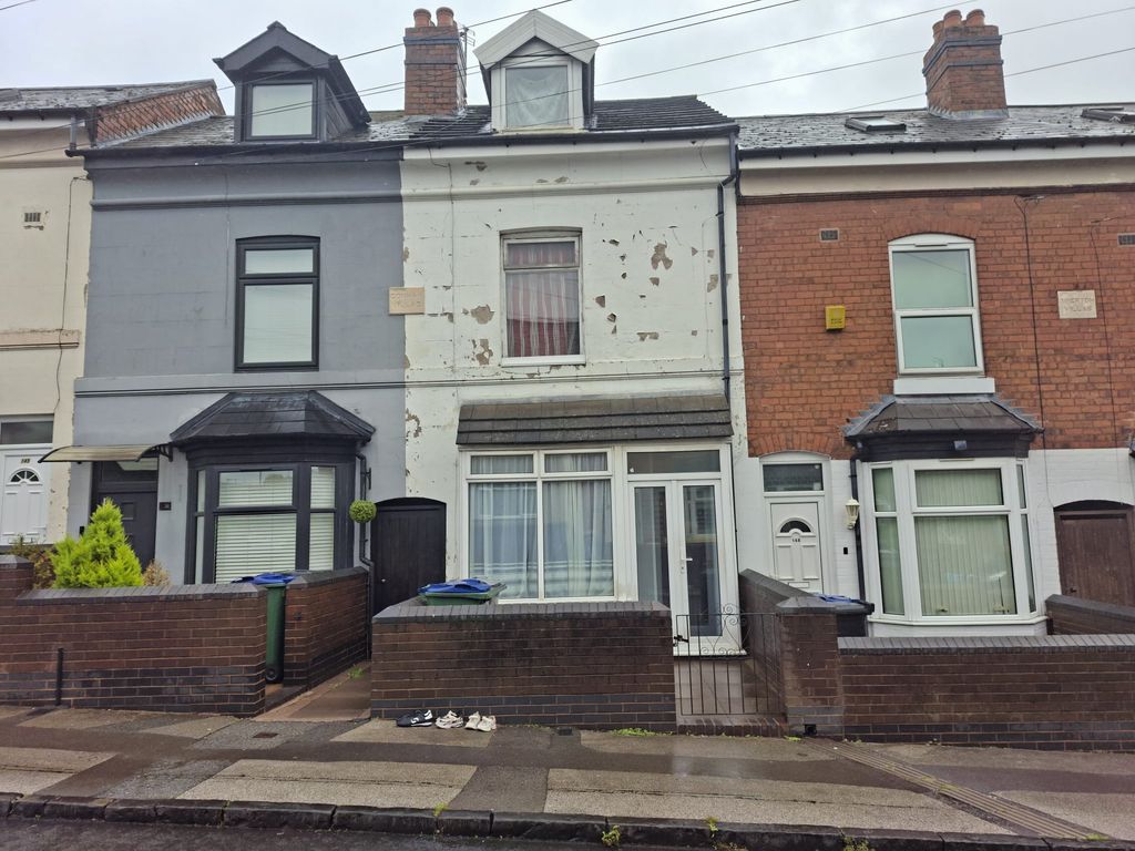 Property photo 1 of 2