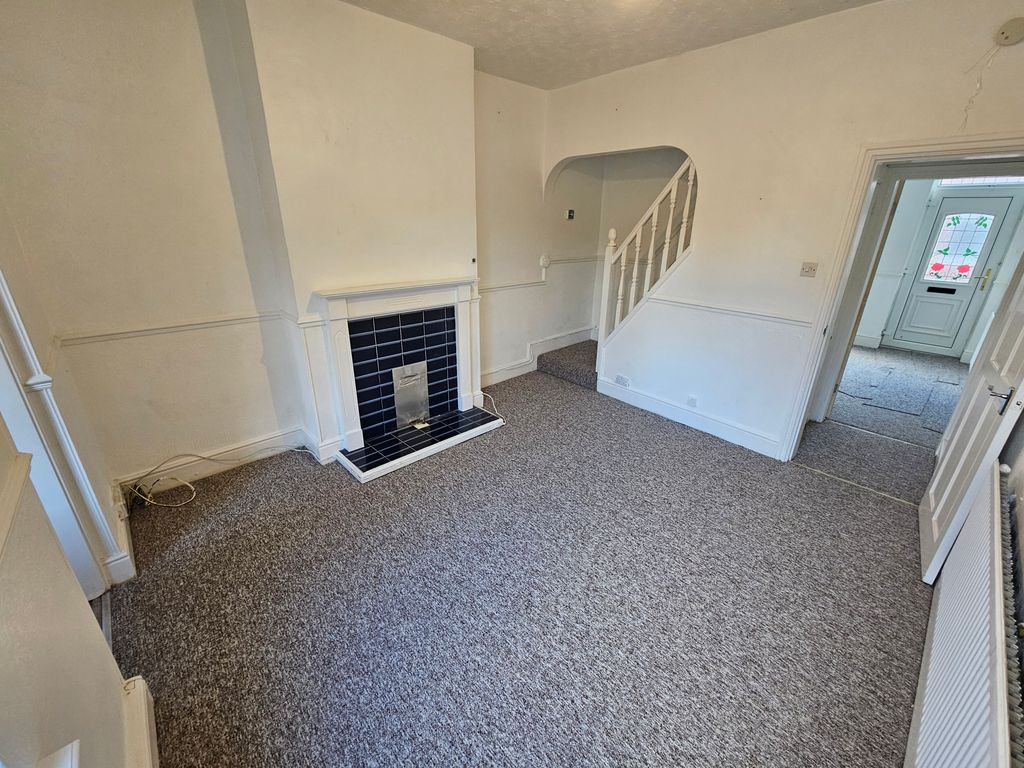 Property photo 3 of 8 Image