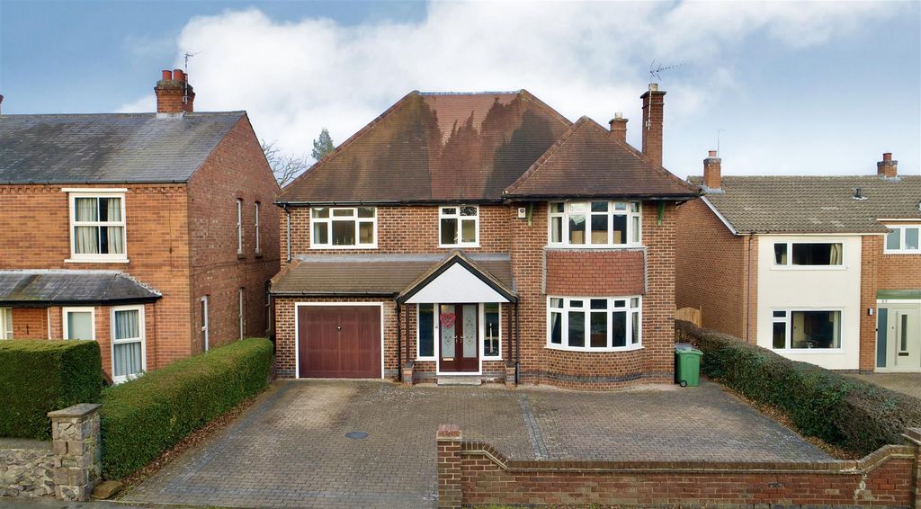 Property photo 3 of 32 1