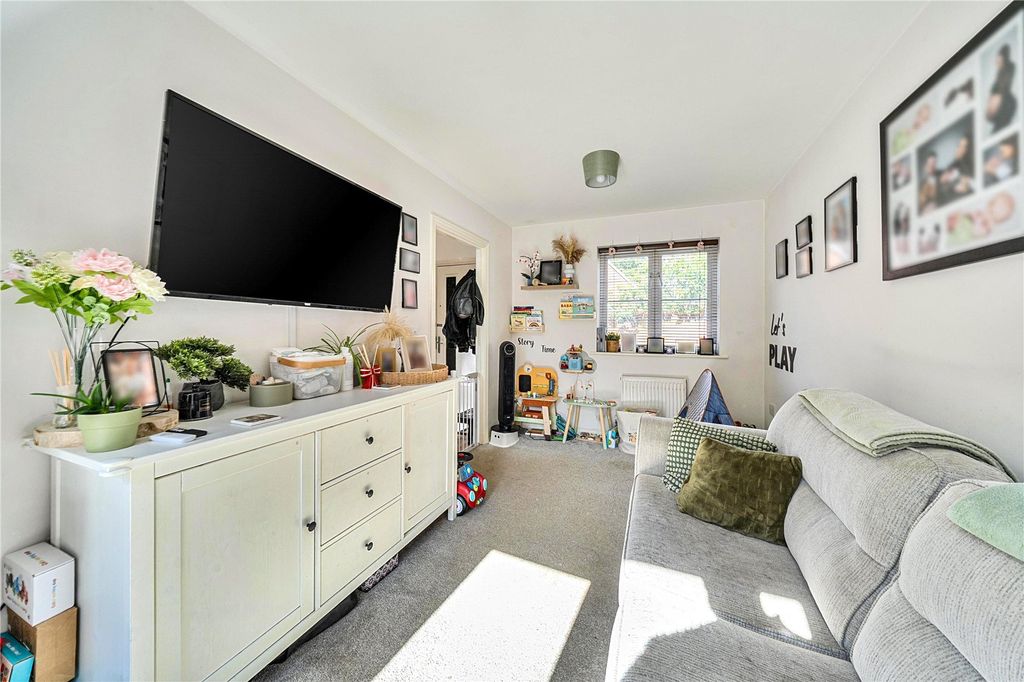 Property photo 2 of 18 Picture No. 36