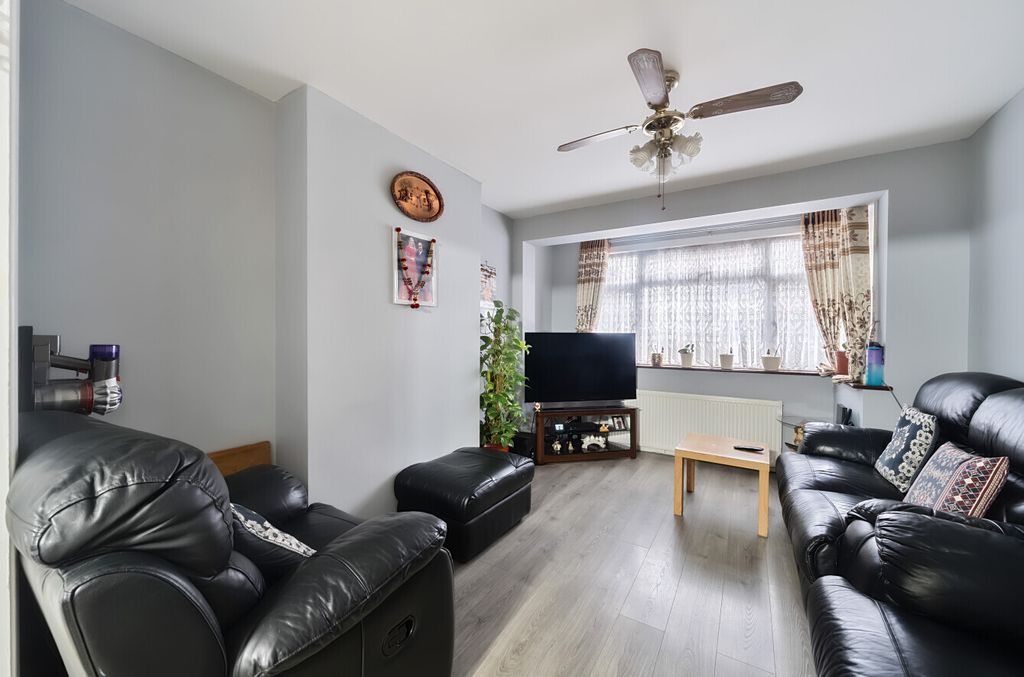 Property photo 2 of 14 Picture No. 03