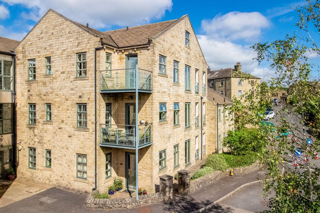 Property photo 1 of 19 Accommodation