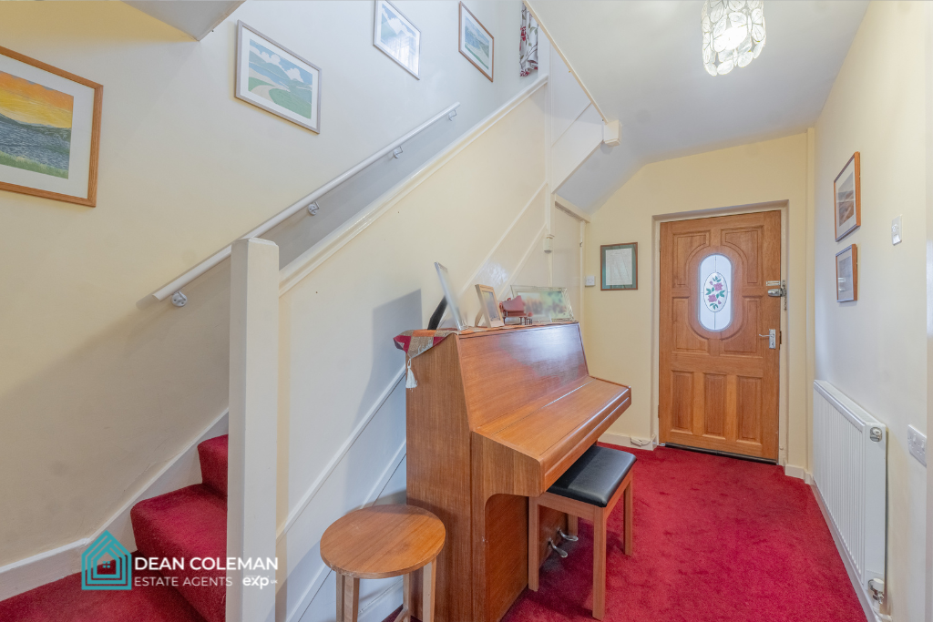Property photo 3 of 27