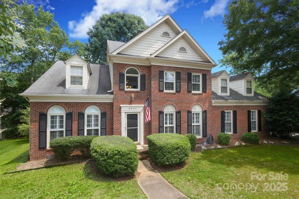 Property photo 1 of 41