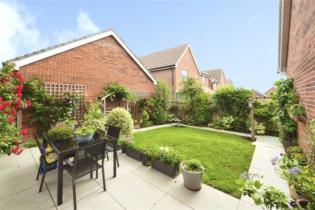 Property photo 3 of 20 Picture No. 46