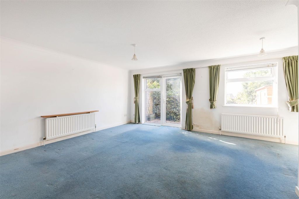 Property photo 3 of 18 Img_3946.Jpg