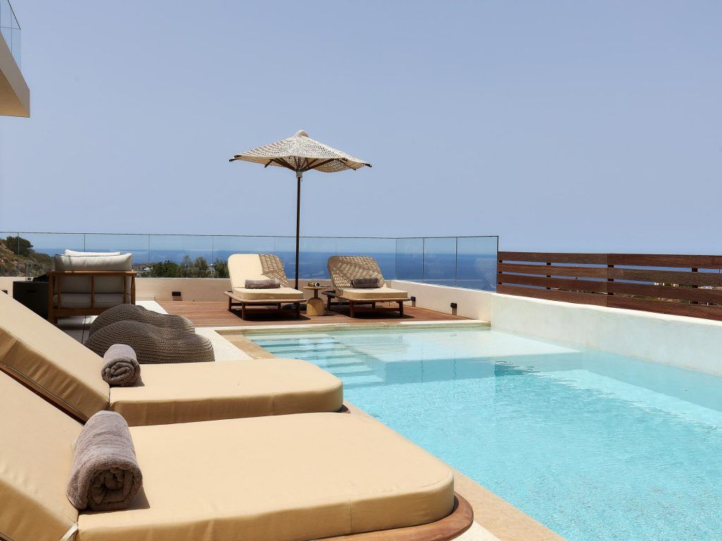 Property photo 1 of 35