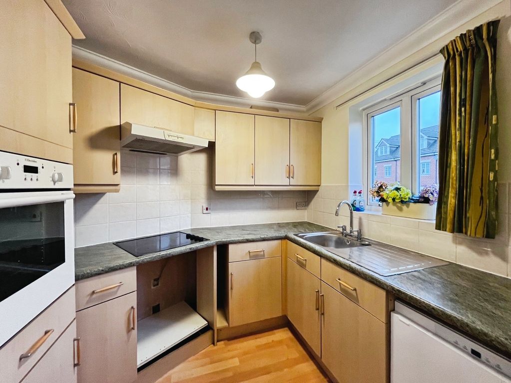 Property photo 3 of 8 Photograph