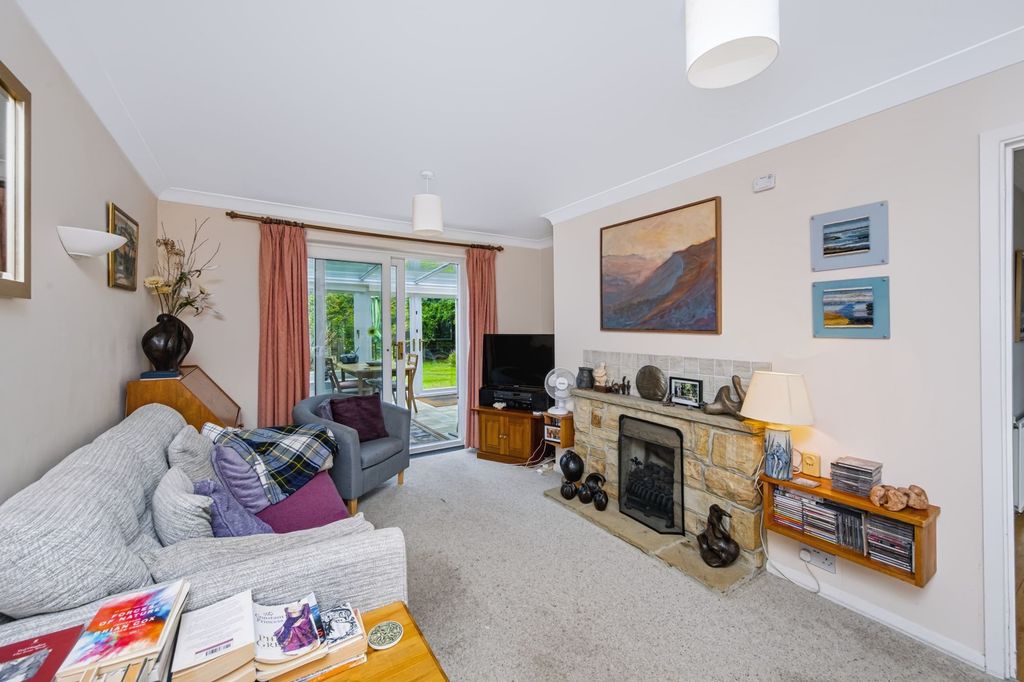 Property photo 3 of 13
