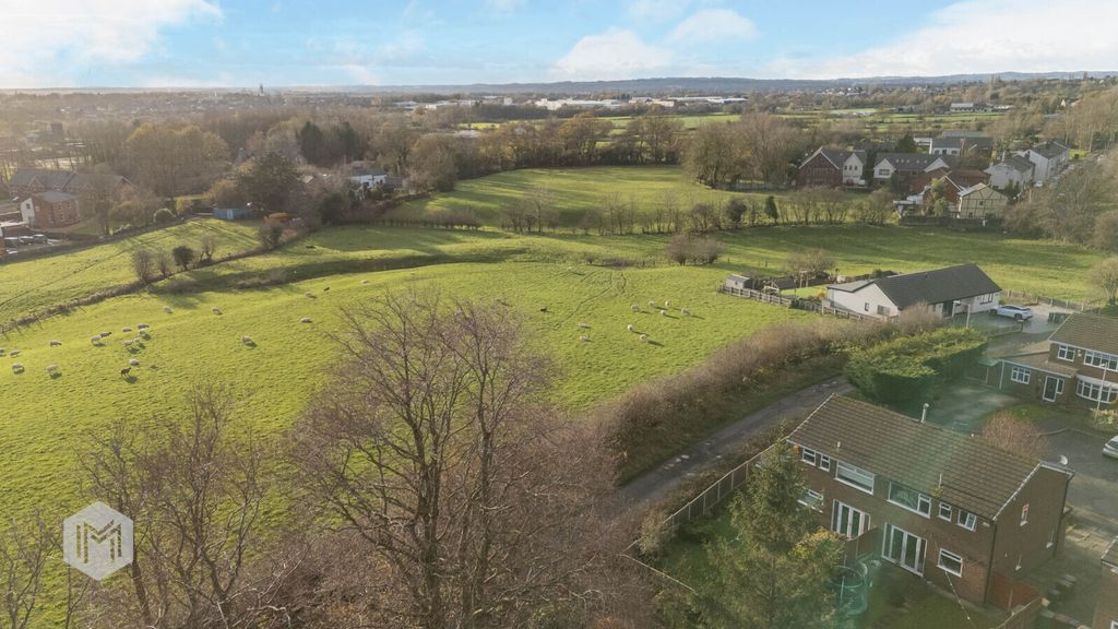 Property photo 2 of 12 Picture No. 02