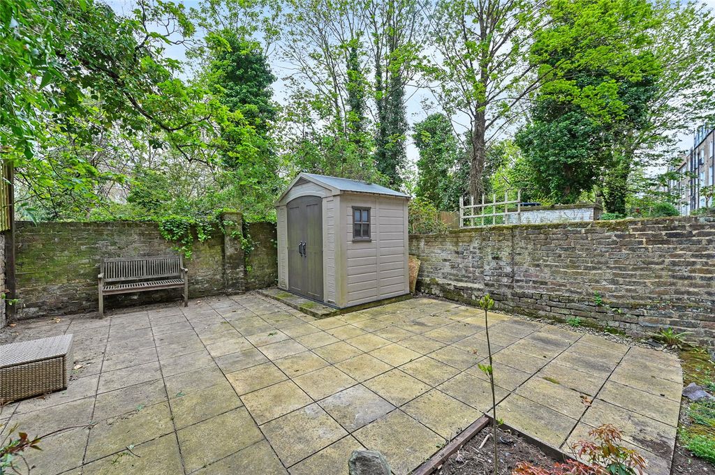 Property photo 3 of 8 Picture No. 17