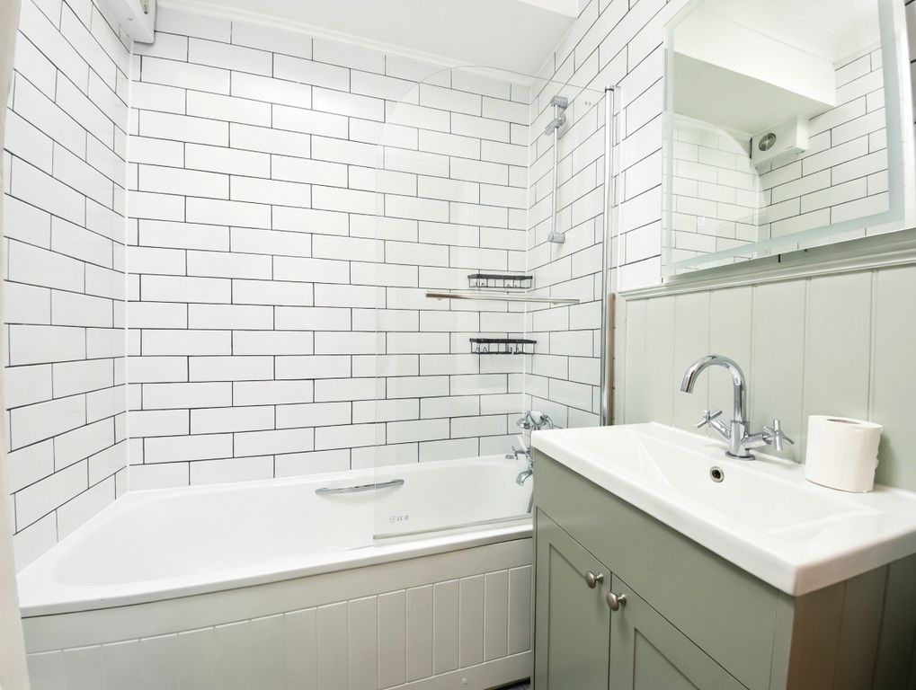 Property photo 3 of 7 Image